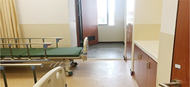 裝修怕甲醛？選抗菌樹脂墻板，醫院安全認證